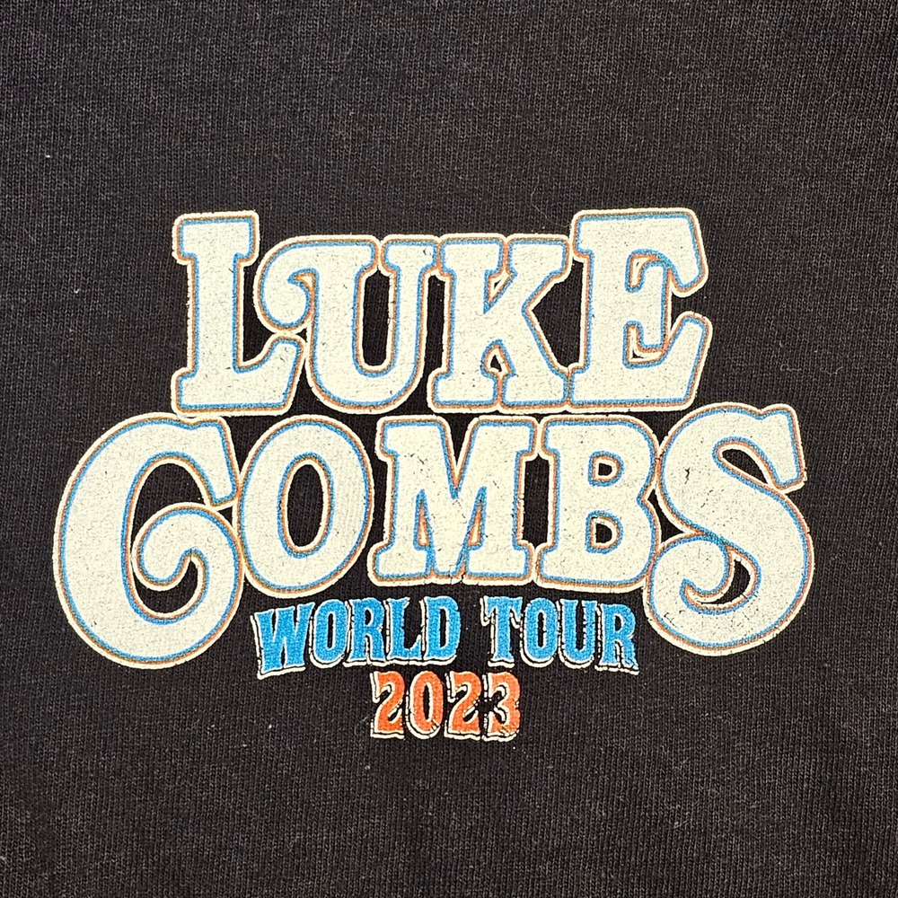 Luke Combs World Tour 2023 Black Graphic T-Shirt Men Large Bearded Skull Concert - Picture 5 of 7